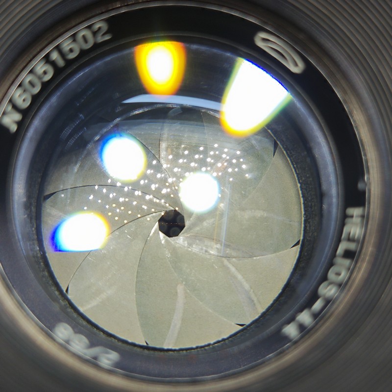 [Product=Lens][Brand=KMZ][Model=HELIOS-44][FocalLength=58][MaxAPT=2][Mount=M39][SN=6051502][Frame=135][Date=20250415][MD5=a7c5d19cbda6669fdbf482dbbf816014].jpg