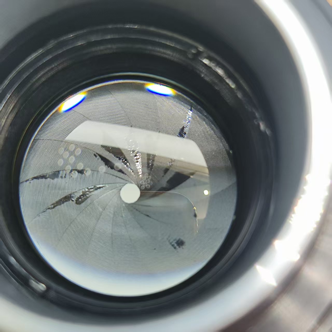 [Product=Lens][Brand=KMZ][Model=JUPITER-9][FocalLength=85][MaxAPT=2][Mount=L39][SN=8803074][Frame=135][Date=20250416][MD5=469acef70925adc2371a0d2252b9753d].jpg