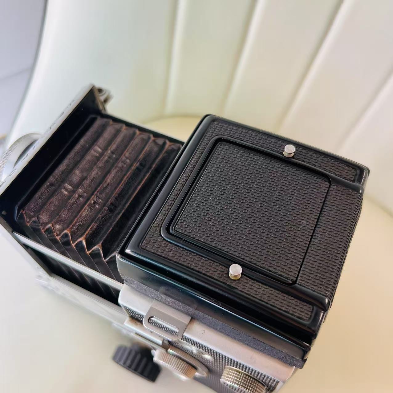 [Product=Camera][Brand=MAMIYA][Model=C3][SN=239595][Date=20250509][MD5=0dd8228b9e30729f48c8decb5814a164].jpg
