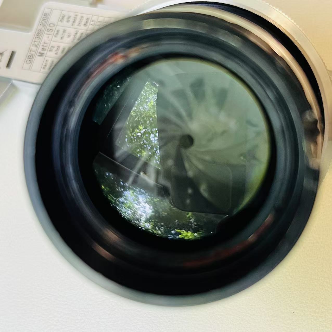 [Product=Lens][Brand=KMZ][Model=ЮПИТЕР-9][FocalLength=85][MaxAPT=2][SN=760002][Date=20250510][MD5=c375cce918f823dbcb06f8fdbb66cfcd].jpg