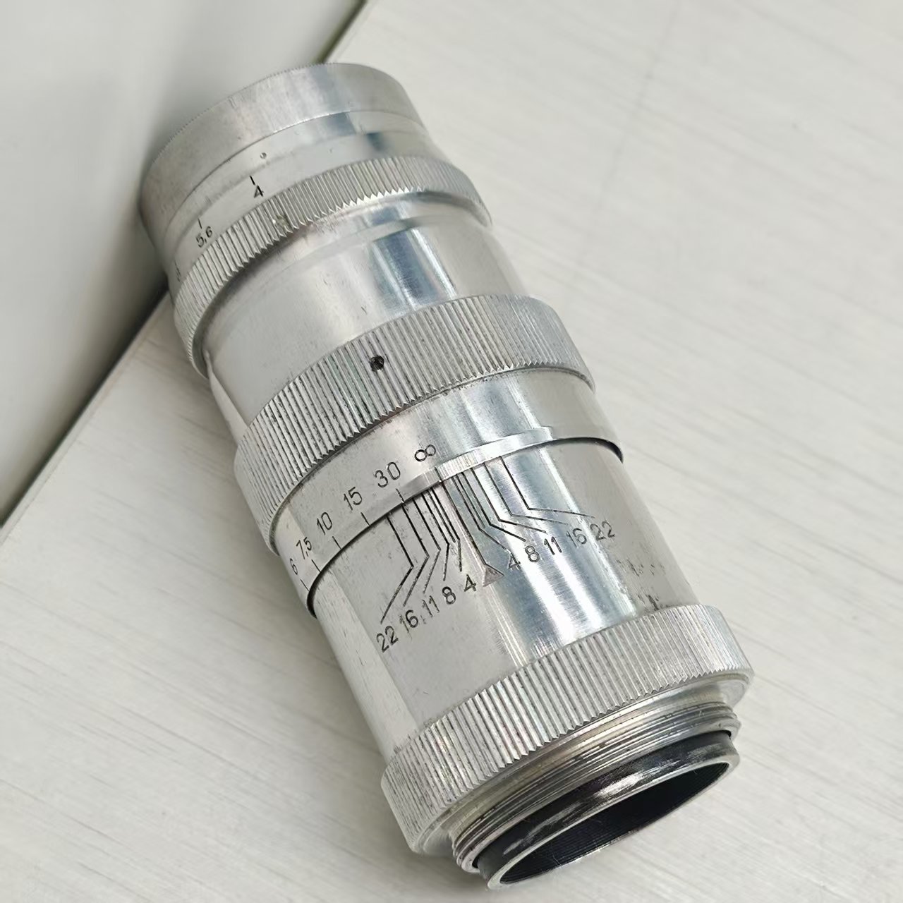 [Product=Lens][Brand=KMZ][Model=ЮПИТЕР-11][FocalLength=135][MaxAPT=4][Mount=L39][SN=5503816][Date=20250518][MD5=40616c7c1f3190a00d271e3b57413446].jpg