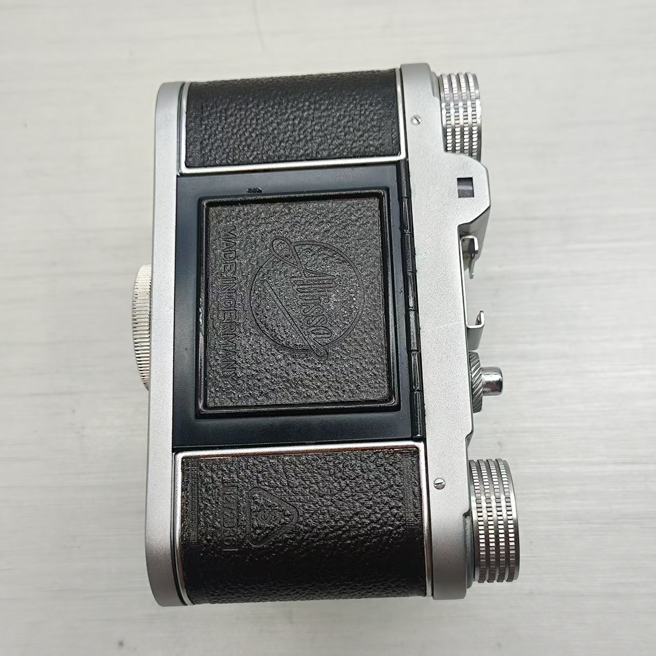 f27f92fabdd0fd404bf51299c7df4e8.jpg