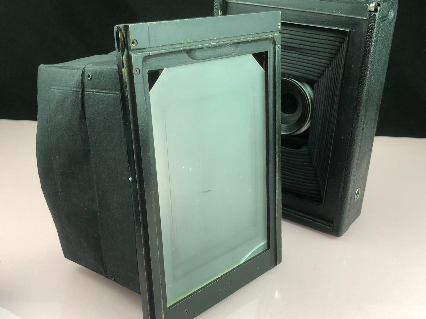 [Product=Camera][Brand=Zeiss Ikon][Model=Ideal 325][Date=20250525][MD5=e2b7de930fb9a91c69ae3e4aad6cdcf4].jpg