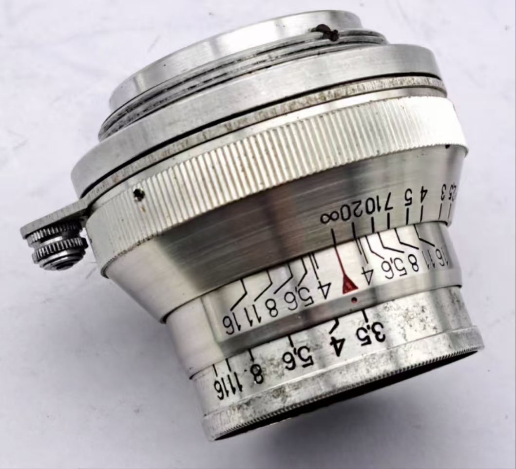 [Product=Lens][Brand=KMZ][Model=ИНДУСТАР-22][FocalLength=50][MaxAPT=3.5][Mount=L39][SN=5105199][Frame=135][Date=20250527][MD5=25d1f00d3da1c6dcf6ac64f20e8bf3c7].jpg