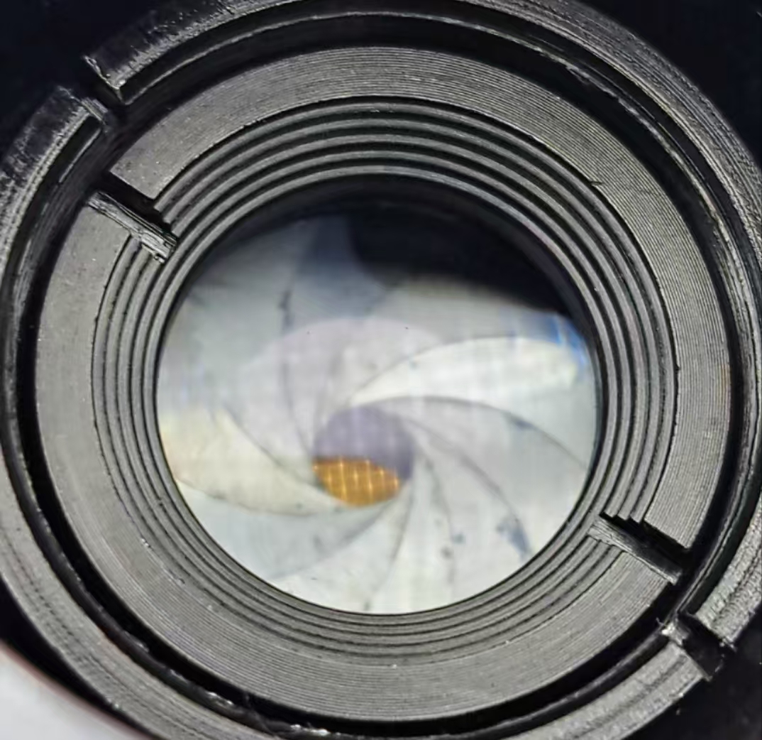 [Product=Lens][Brand=KMZ][Model=ИНДУСТАР-22][FocalLength=50][MaxAPT=3.5][Mount=L39][SN=5105199][Frame=135][Date=20250527][MD5=e843f72abc63600ed50eff0fc961cf64].jpg