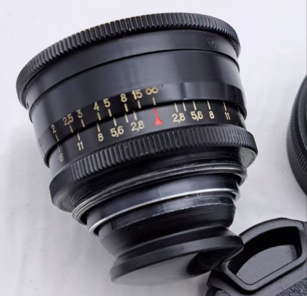 [Product=Lens][Brand=KMZ][Model=JUPITER-12][FocalLength=35][MaxAPT=2.8][Mount=L39][SN=7705429][Frame=135][Date=20250527][MD5=e528c37ec4028255a879fe3b9c739999].jpg