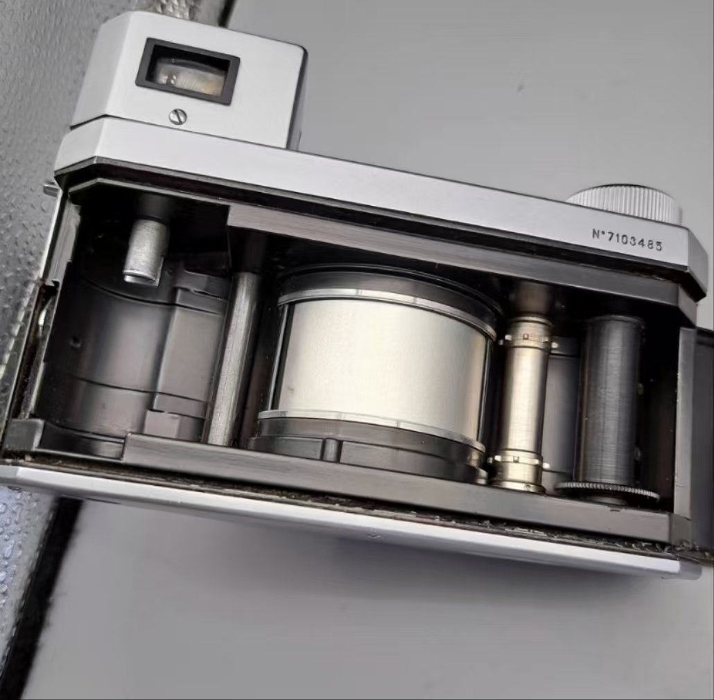 [Product=Camera][Brand=KMZ][Model=ГОРИЗОНТ][SN=7103485][Date=20250601][MD5=b6d009eb88ce1a9098d886460492c1ac].jpg