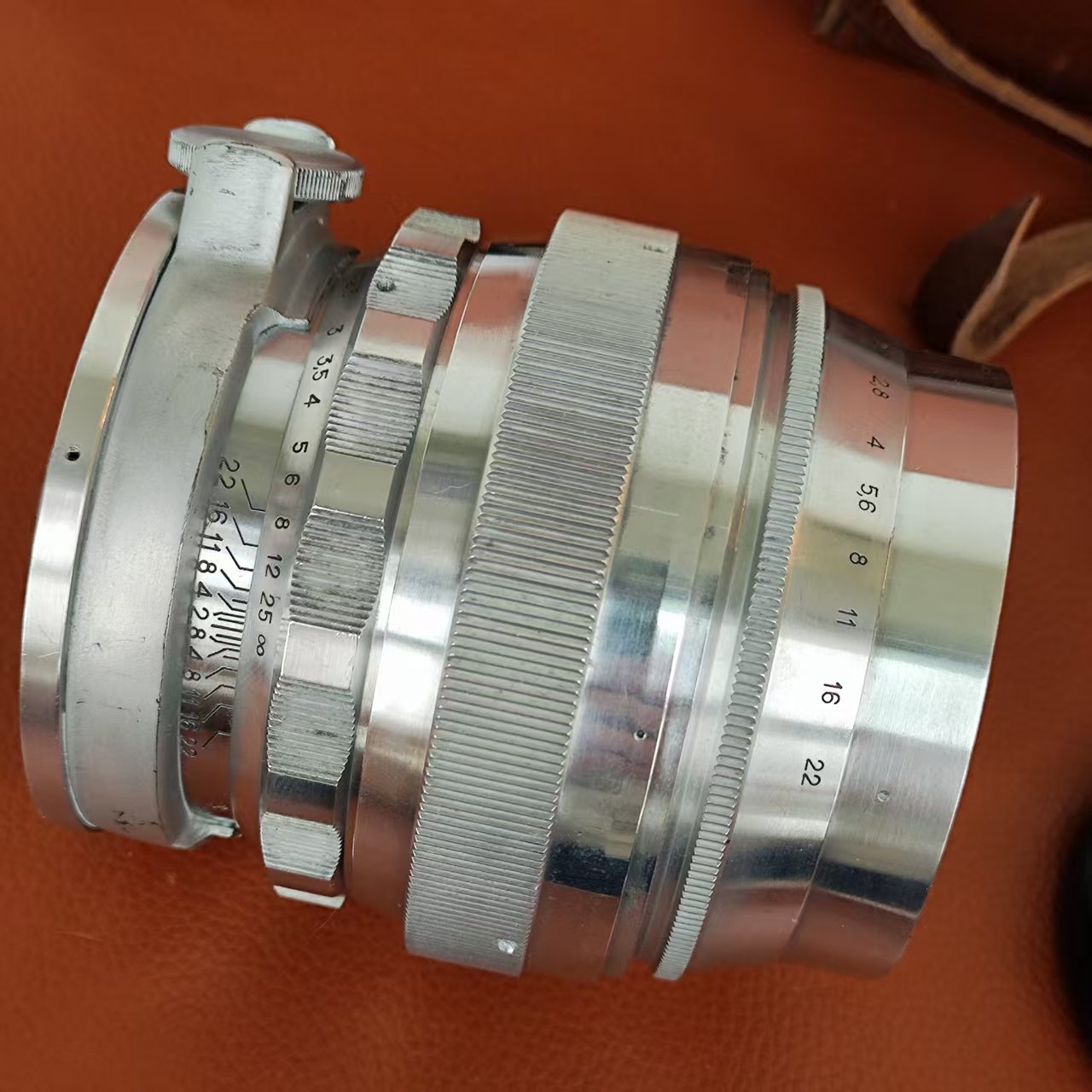 [Product=Lens][Brand=KMZ][Model=HELIOS-40][FocalLength=85][MaxAPT=1.5][Mount=M39][SN=000637][Frame=135][Date=20250601][MD5=909e10afd506e25da0d121a5d01837e1].jpg