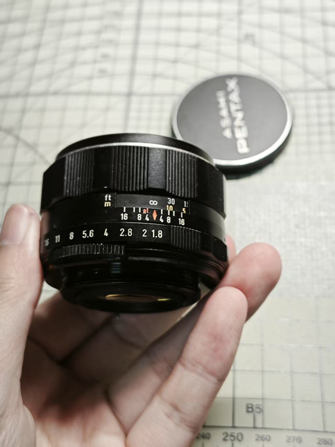 [Product=Lens][Brand=PENTAX][Model=Super-Takumar 55mm F1.8][FocalLength=55][MaxAPT=1.8][Mount=M42][SN=1825254][Frame=135][Date=20250602][MD5=84fe72d87785919144614bbe7446d908].jpg