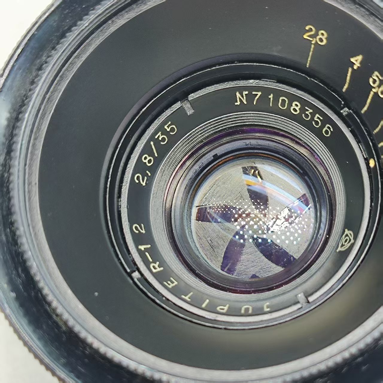 [Product=Lens][Brand=KMZ][Model=JUPITER-12][FocalLength=35][MaxAPT=2.8][Mount=L39][SN=7108356][Frame=135][Date=20250606][MD5=13394eff29ed9f6bab7a60e90250fb7f].jpg