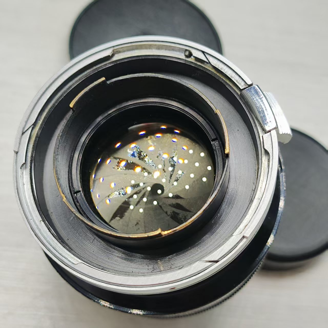 [Product=Lens][Brand=KMZ][Model=JUPITER-9][FocalLength=85][MaxAPT=2][Mount=RF][SN=7007763][Frame=135][Date=20250606][MD5=1ac5cefe0c182e9679eb0ddd34fec266].jpg