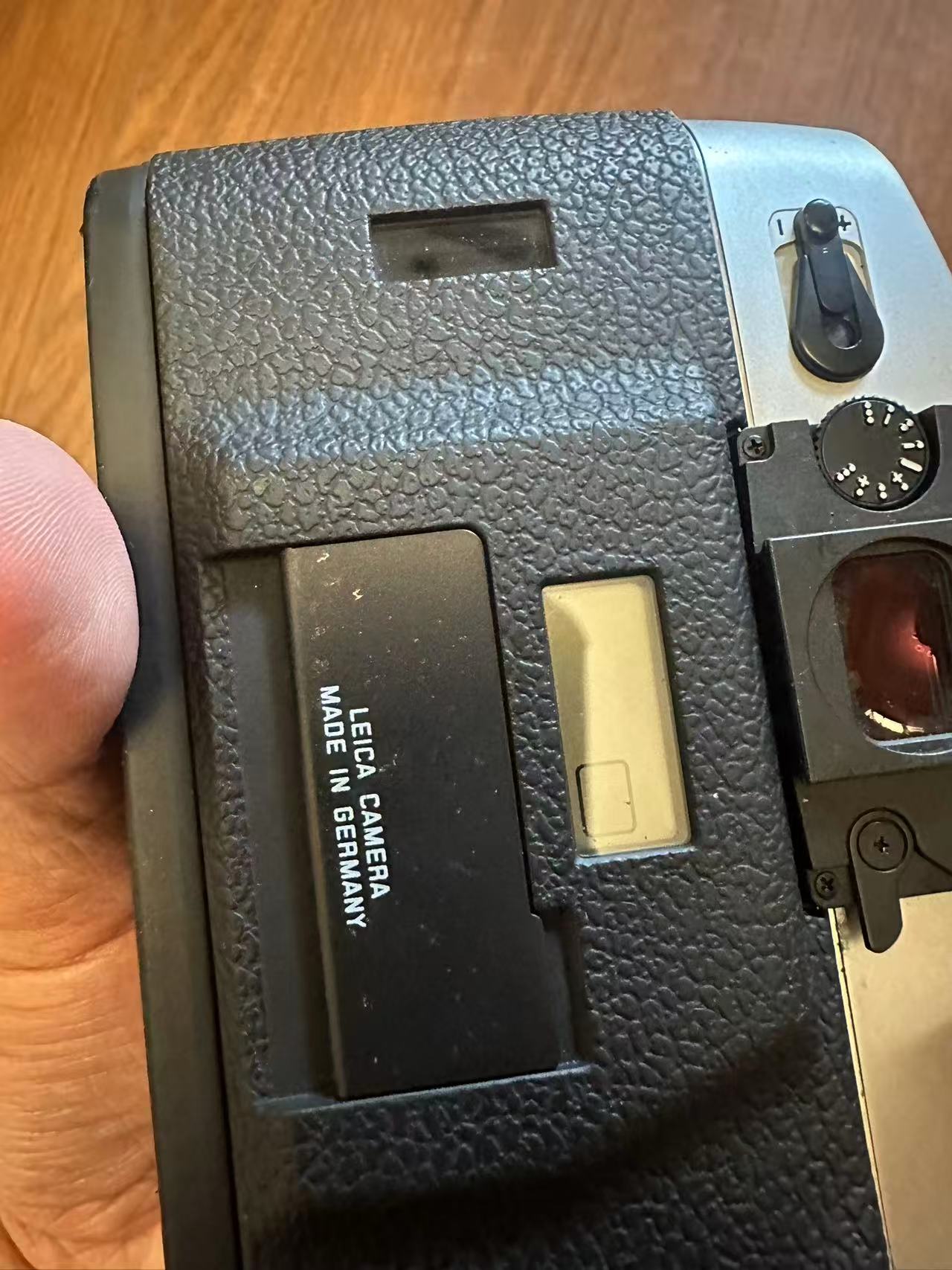 [Product=Camera][Brand=Leica][Model=R8][SN=2297771][Date=20250611][MD5=43ccdfc17f85dfa5ab8958389a2cff27].jpg