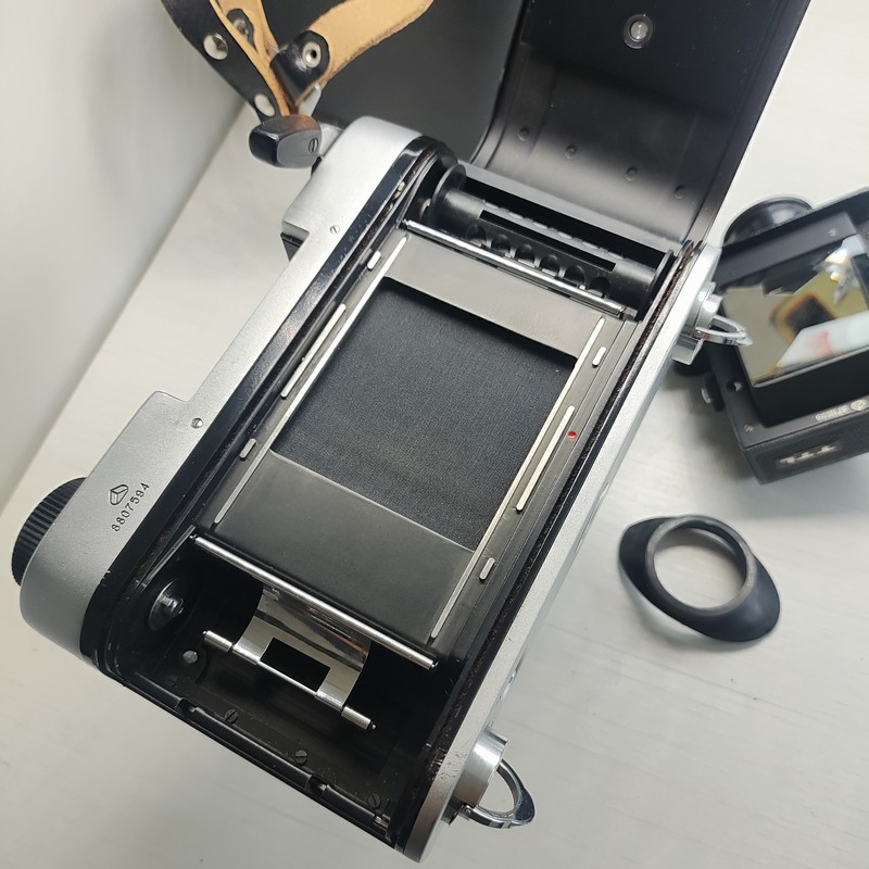 [Product=Camera][Brand=Keiv][Model=КИЕВ-60][SN=8807594][Date=20250612][MD5=c45891734b43f0e5fa5fe6820a0e377f].jpg