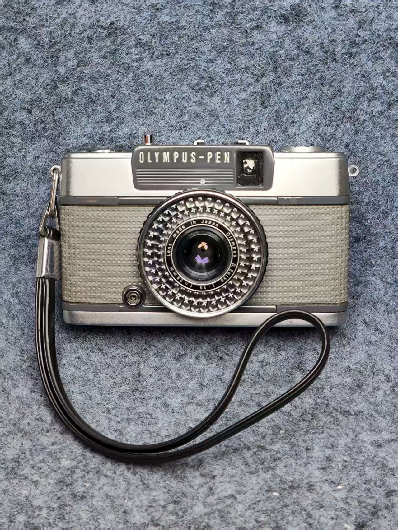 fcb95f9672bd076f7b55c02c4594452d.jpg