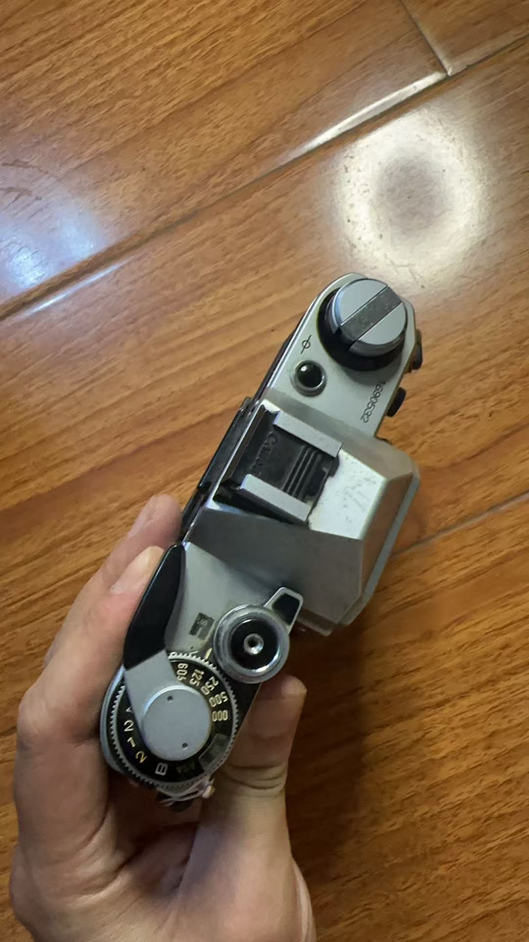 [Product=Camera][Brand=Canon][Model=AE-1][SN=1690532][Date=20250623][MD5=03d96bb2b51f3d68617b57963d46790d].jpg
