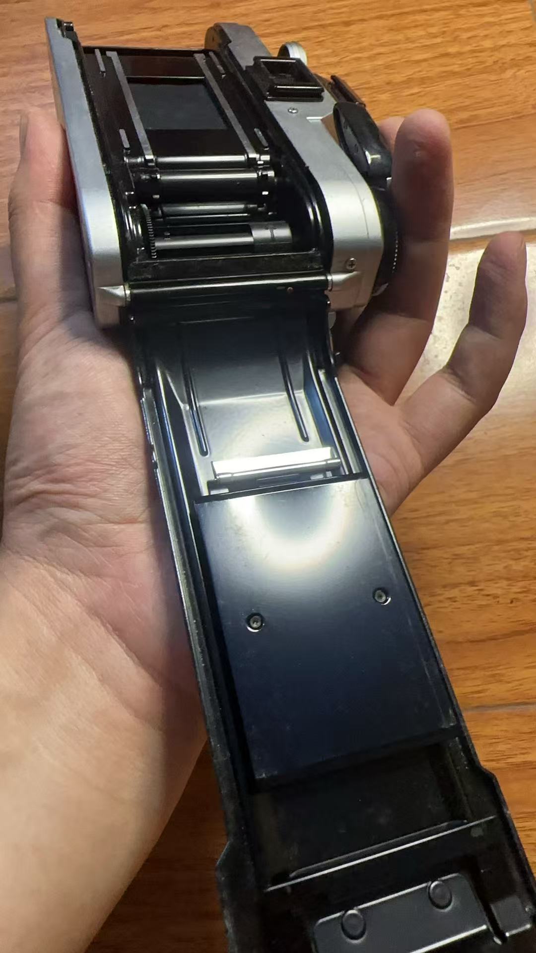 [Product=Camera][Brand=Canon][Model=AE-1][SN=1690532][Date=20250623][MD5=fd951fae739d65b15f287d49649737af].jpg