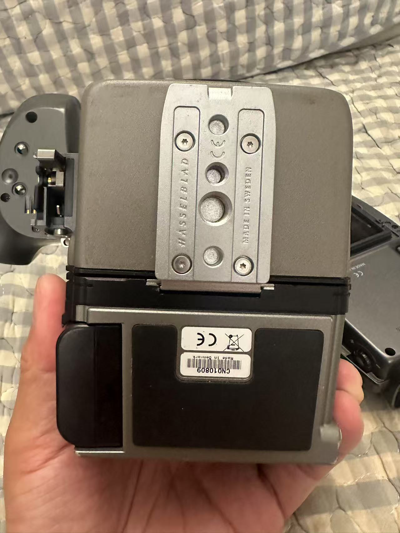 [Product=Camera][Brand=HASSELBLAD][Model=H1][SN=70SP12461][Date=20250627][MD5=1aa47f99e713ef20b5481e25e942c789].jpg