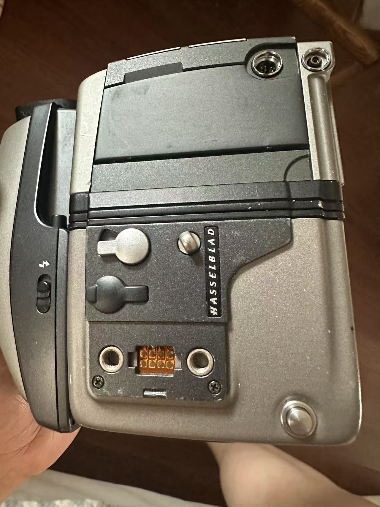 [Product=Camera][Brand=HASSELBLAD][Model=H1][SN=70SP12461][Date=20250627][MD5=65e1d23305072c9951844eddc331c0ff].jpg