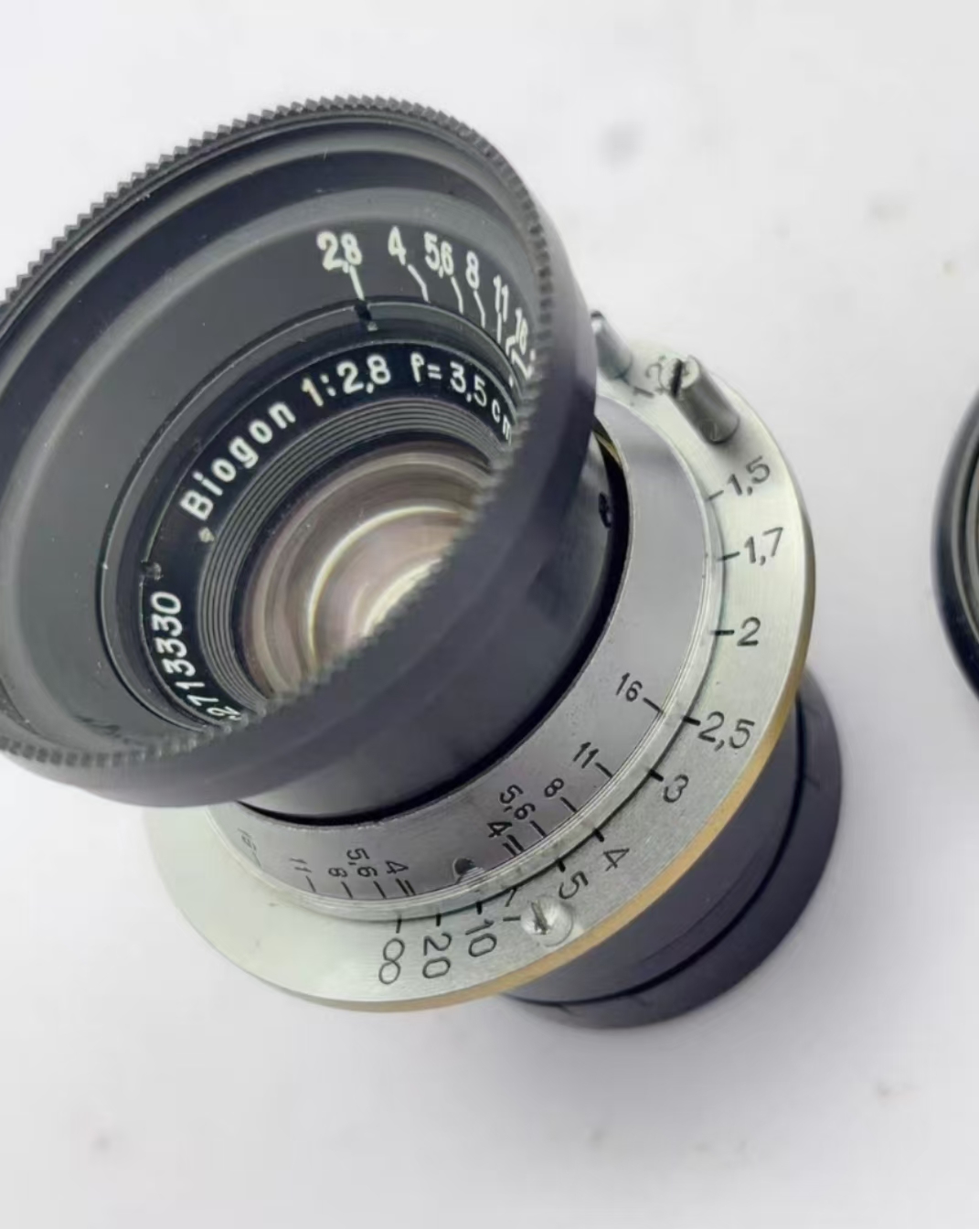 [Product=Lens][Brand=Carl Zeiss Jena][Model=Biogon 35mm F2.8 T][FocalLength=35][MaxAPT=2.8][Mount=L39][SN=2713330][Frame=135][Date=20250628][MD5=9bacc75fa95eb36a7a582325a83fdfad].jpg