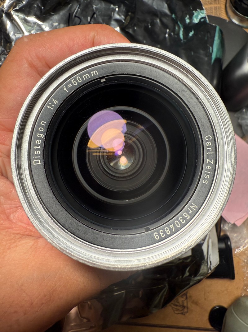 [Product=Camera][Brand=HASSELBLAD][Model=503CX][SN=11ES13941][Date=20250718][MD5=f85e467b6a2f4704a38037cd3b5b287f].jpg