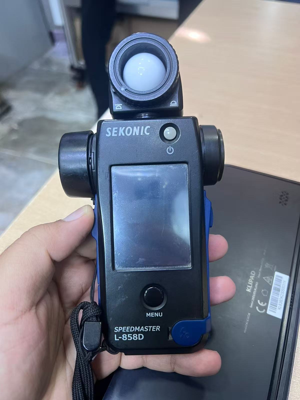 [Product=LightMeter][Brand=SEKONIC][Model=SPEEDMASTER L-858D][SN=JY11-007137][Measure=Incident & Reflective][Display=Digital][Date=20250718][MD5=ec0277dab593a26432a88dbc2f7c93aa].jpg