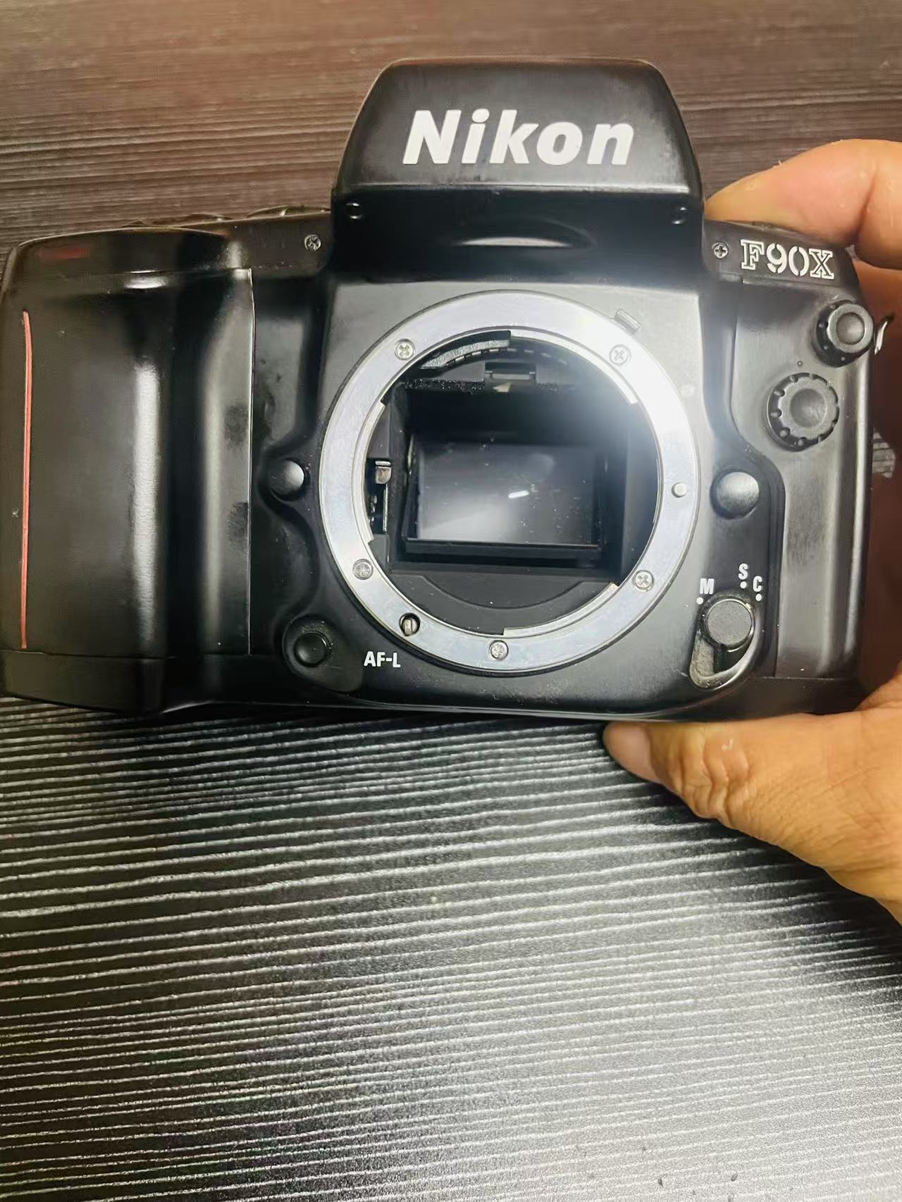[Product=Camera][Brand=Nikon][Model=F90X][Date=20250806][MD5=3c705bc12725138c712c48abc95027e4].jpg