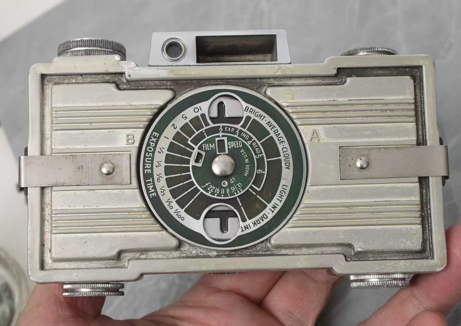 e16cfd5ce872c11e88b5e02597fc9879.jpg