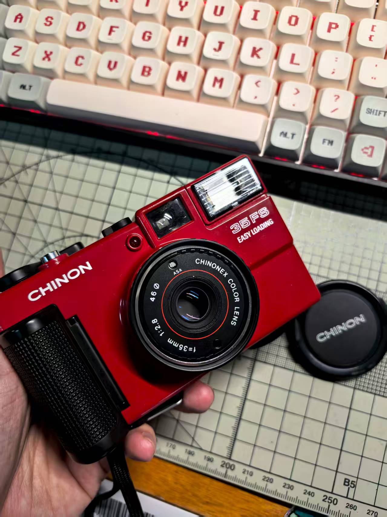 [Product=Camera][Brand=CHINON][Model=35FS][Date=20250905][MD5=8ef110ffb9131f10ff584986c8739afe].jpg