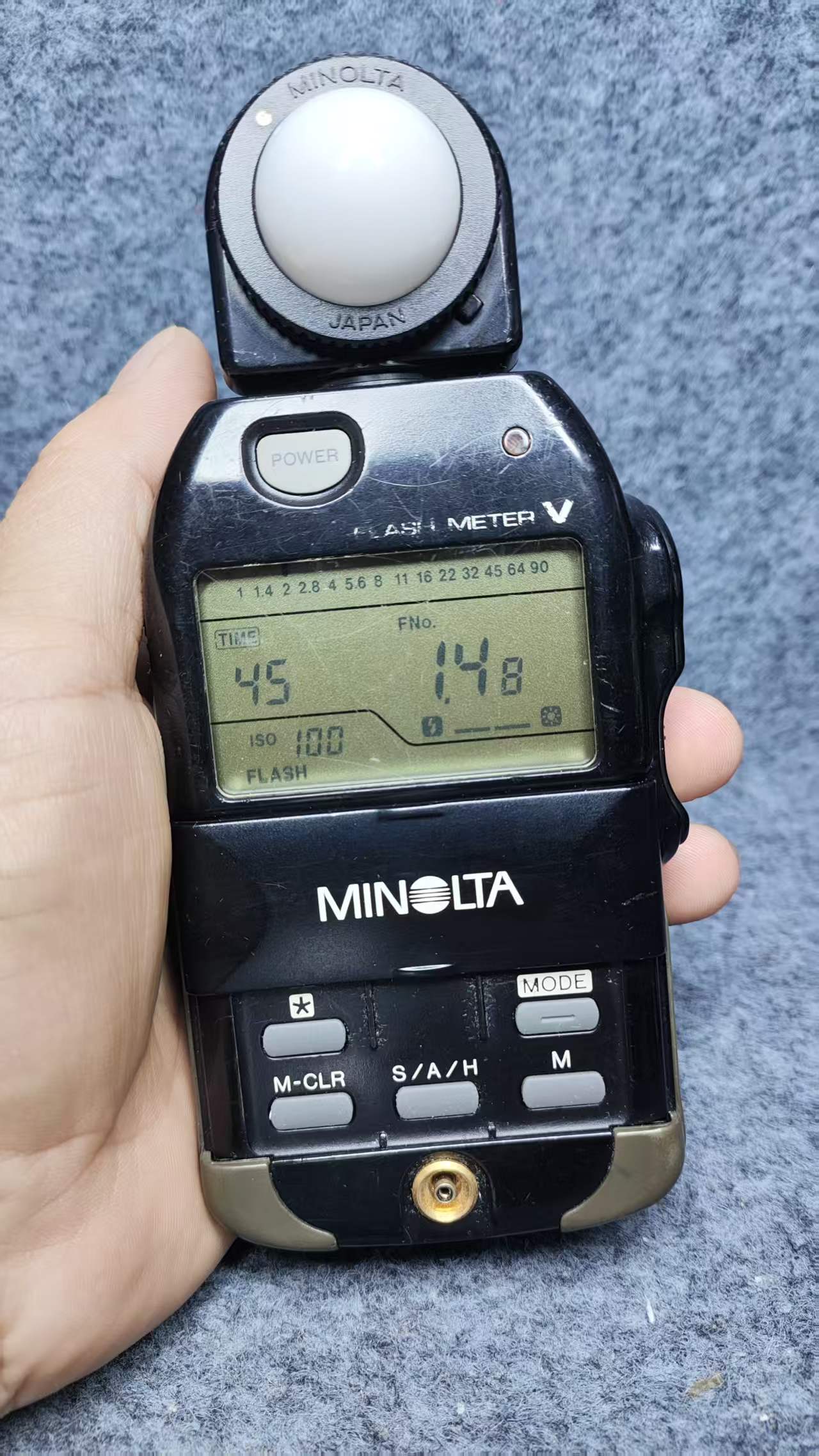 e3d902682fb4aba3395bf079eefae266.jpg