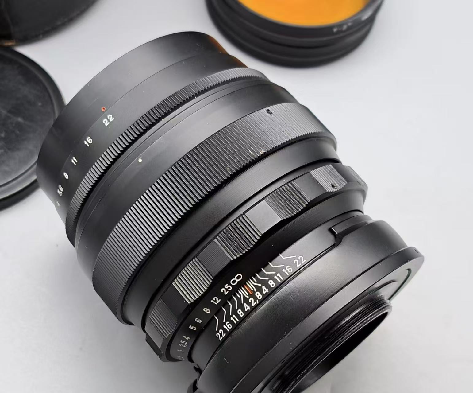 [Product=Lens][Brand=KMZ][Model=ГЕЛИОС-40-2][FocalLength=85][MaxAPT=1.5][Mount=M42][SN=851126][Frame=135][Date=20241123][MD5=99f9942d73661cf99ab31d8e22a93f8f].jpg