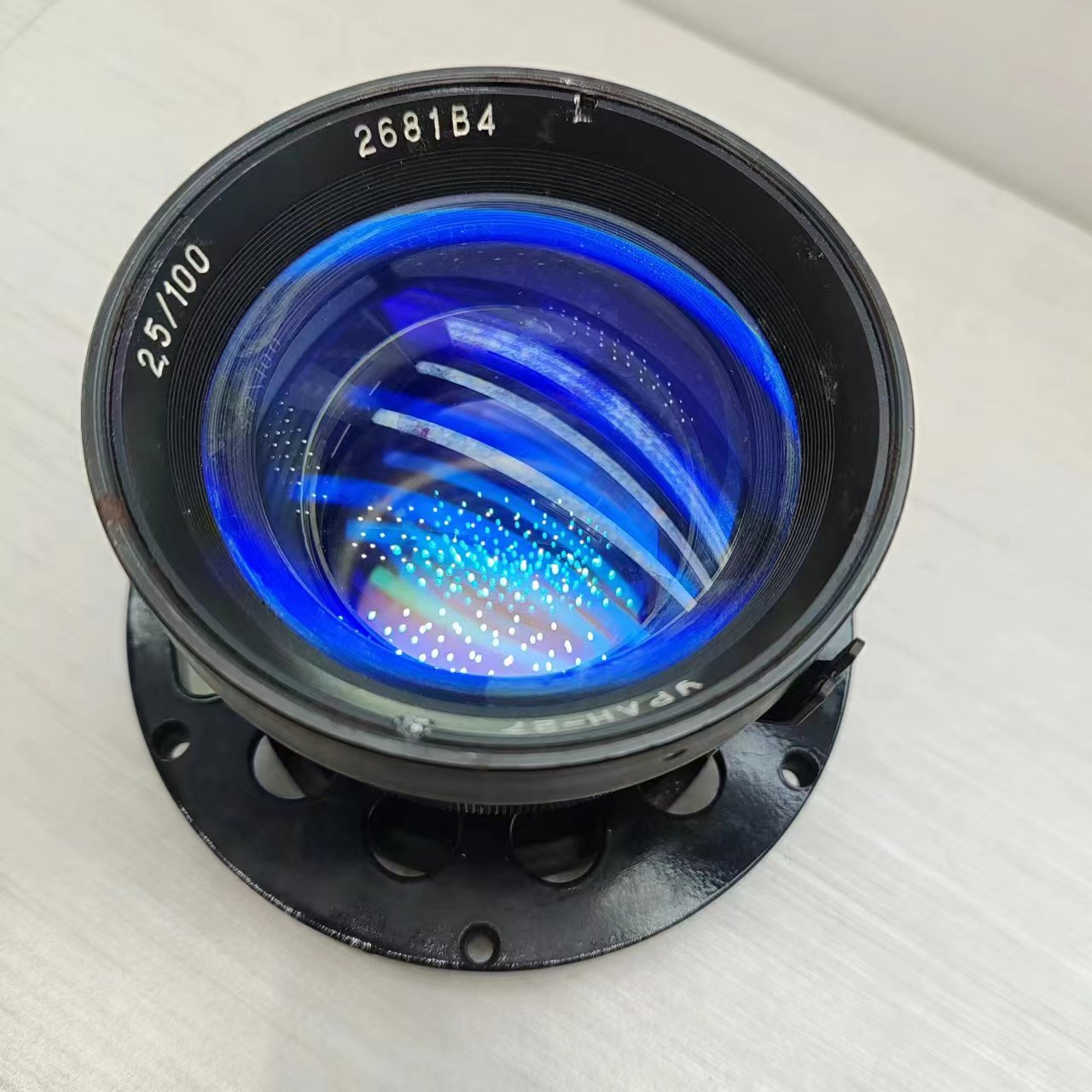 [Product=Lens][Model=УРАН-27][FocalLength=100][MaxAPT=2.5][SN=2681B4][Frame=8x8][Date=20241130][MD5=6ea4d53a14c754f2d2cf4a1d7657c5e9].jpg