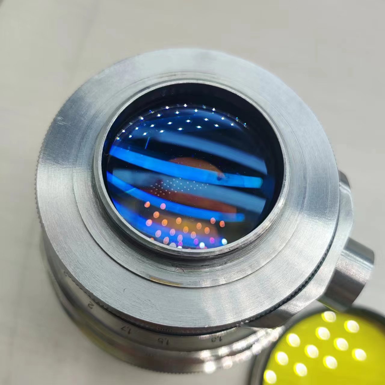 [Product=Lens][Brand=KMZ][Model=HELIOS-40][FocalLength=85][MaxAPT=1.5][Mount=M39][SN=000455][Frame=135][Date=20241205][MD5=44ded897420fee5a5fd38f55bd0bd3e8].jpg
