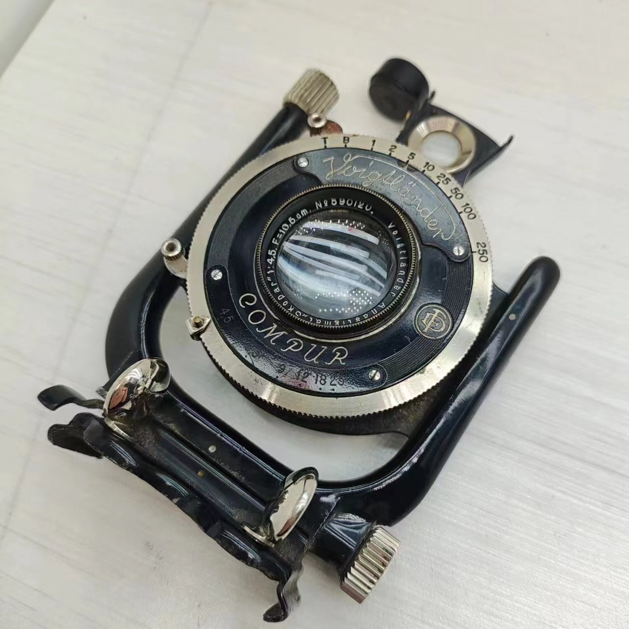 65d6dd1f5ab42f9541f2d1b1f367a04.jpg