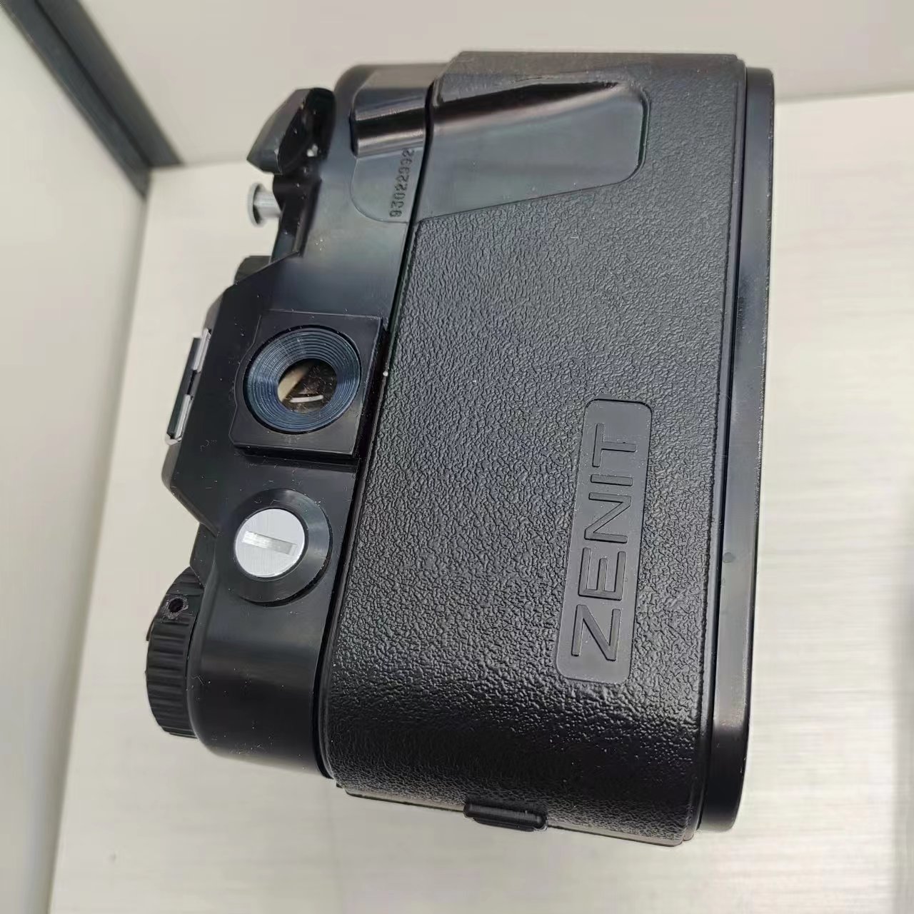 [Product=Camera][Brand=Zenit][Model=122][SN=93022992][Date=20241218][MD5=98c612954eb51ed6c0a1917b77db795c].jpg