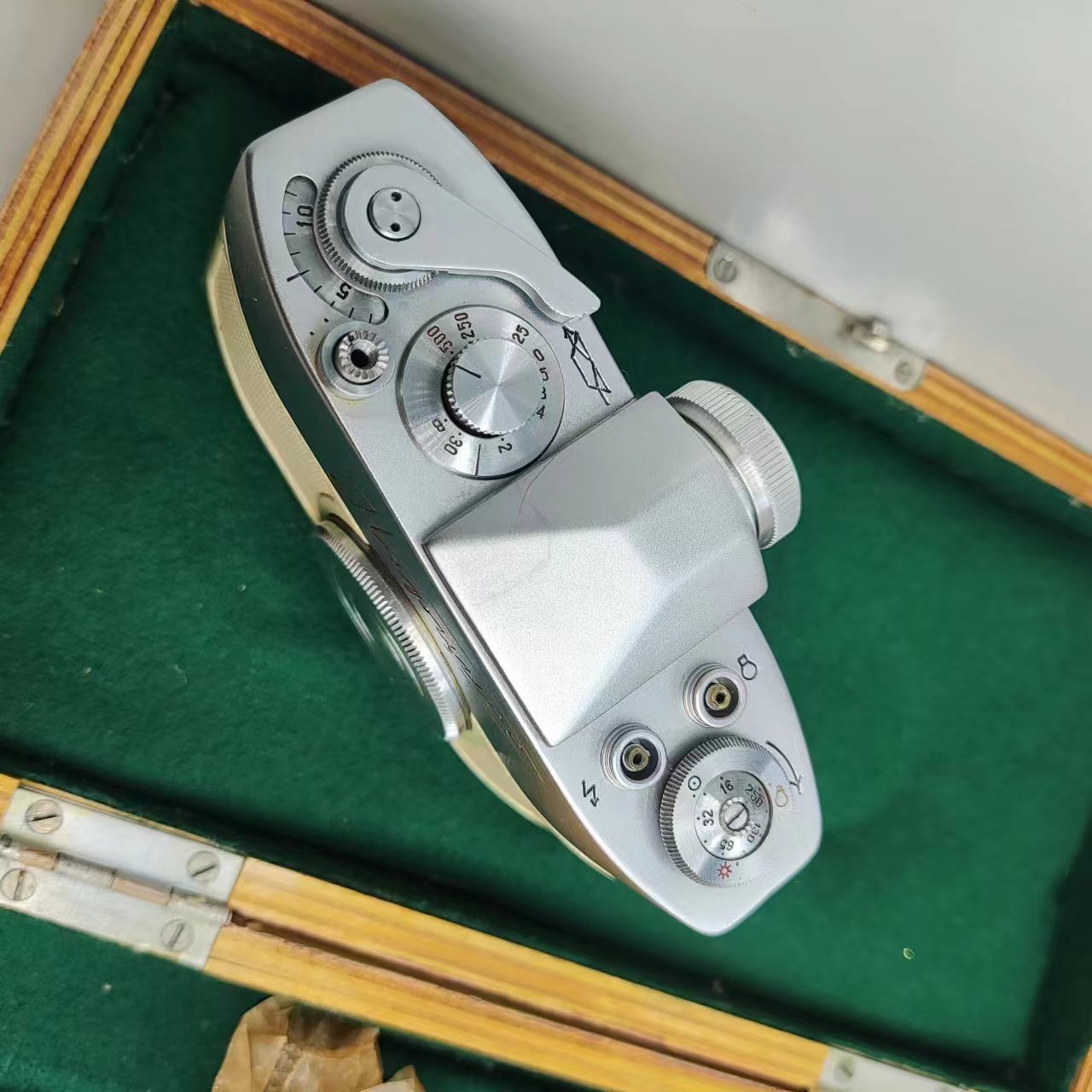 [Product=KMZ][Brand=LMZ][Model=Нарцисс][SN=6100188][Date=20241228][MD5=95a8e5ab7cab5fc88058fe040ac5dae0].jpg