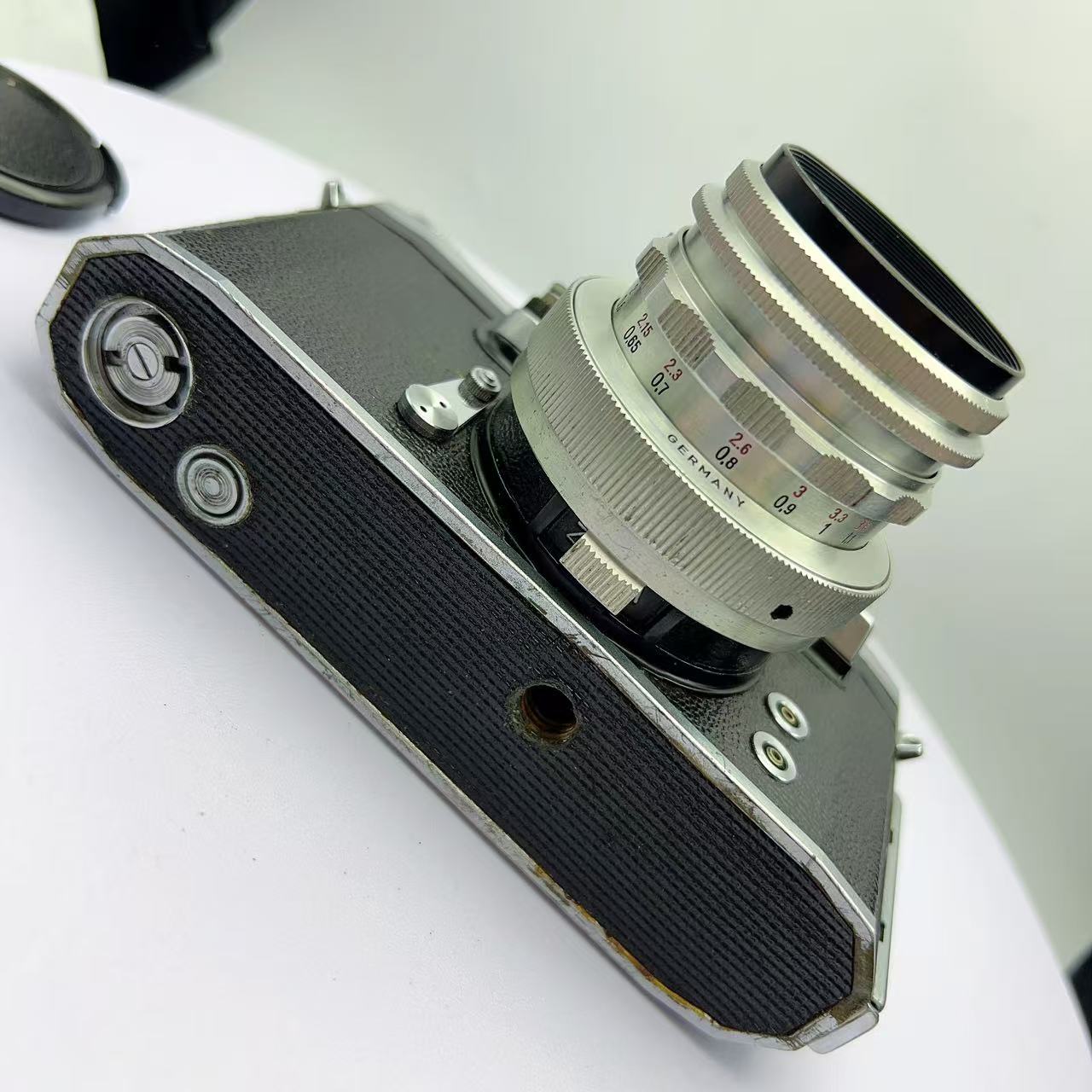 [Product=Camera][Brand=Kamera-Werke Niedersedlitz (KW)][Model=Praktina FX][Date=20250104][MD5=bcd313a824e420b931a55d971b66e4bc].jpg