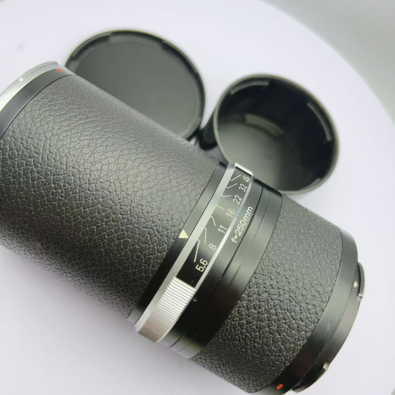 [Product=Lens][Brand=Carl Zeiss][Model=Sonnar 250mm F5.6][FocalLength=250][MaxAPT=5.6][Mount=SL66][SN=5580361][Date=20250104][MD5=9b03adc5fa6f102474014e35c92830be].jpg