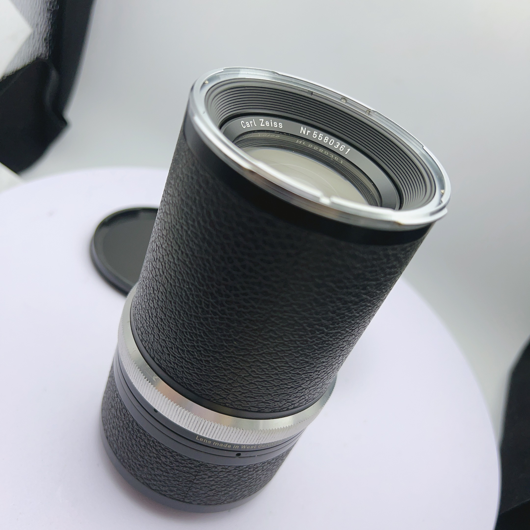 [Product=Lens][Brand=Carl Zeiss][Model=Sonnar 250mm F5.6][FocalLength=250][MaxAPT=5.6][Mount=SL66][SN=5580361][Date=20250104][MD5=b03a41cf935fc803507c89ccd4465dc2].jpg
