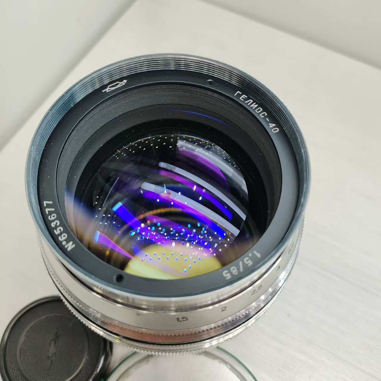 [Product=Lens][Brand=KMZ][Model=ГЕЛИОС-40][FocalLength=85][MaxAPT=1.5][Mount=M39][SN=653677][Frame=135][Date=20250111][MD5=8e1137c002e4957f6400562deeccfc6f].jpg