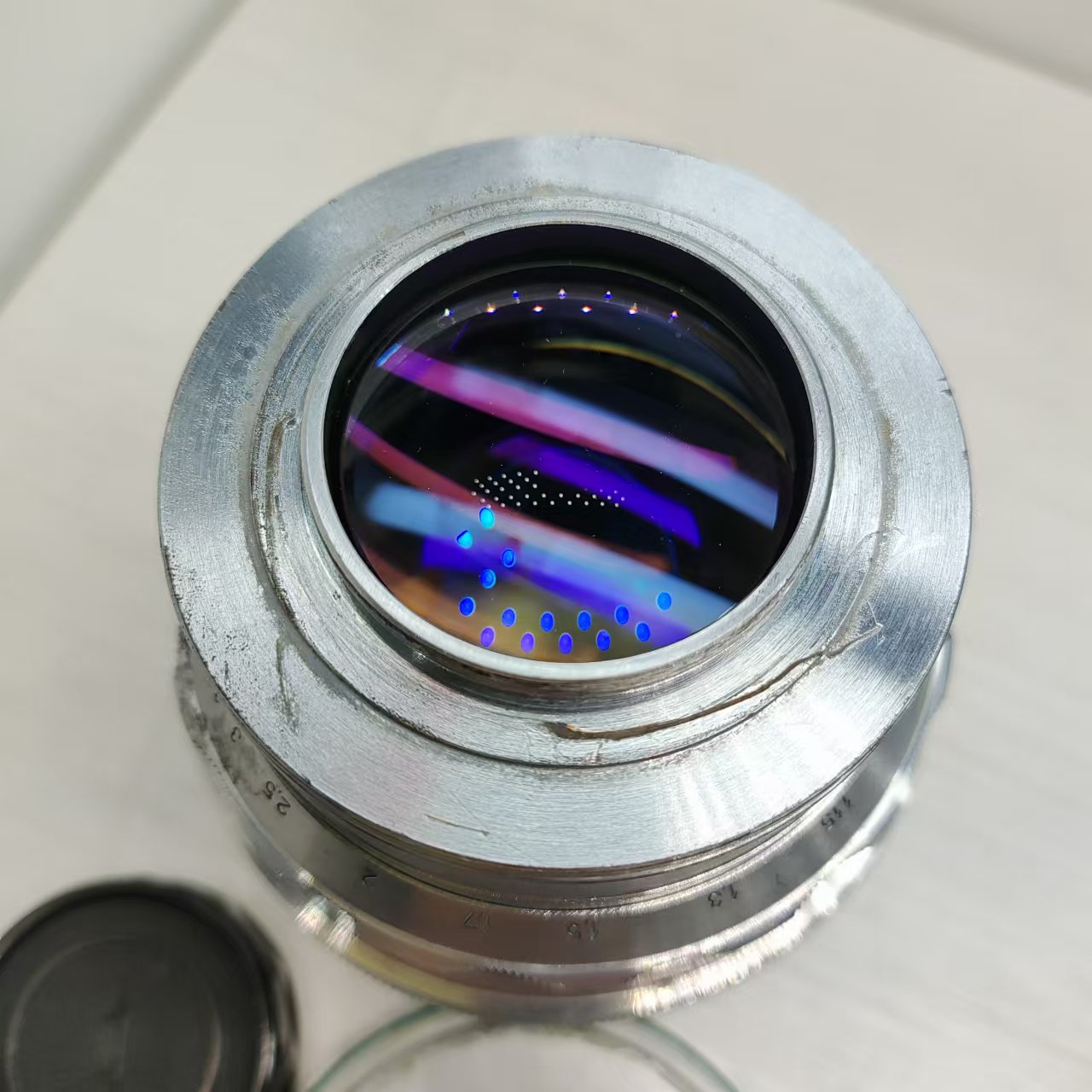[Product=Lens][Brand=KMZ][Model=ГЕЛИОС-40][FocalLength=85][MaxAPT=1.5][Mount=M39][SN=653677][Frame=135][Date=20250111][MD5=23ddbc4dbfddb05dffa2e542a7ffe6e5].jpg