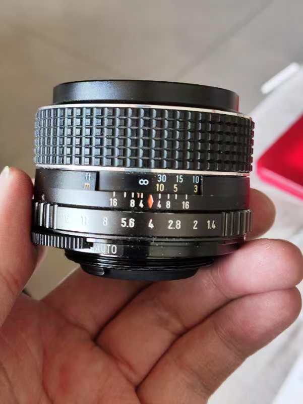 [Product=Lens][Brand=Pentax][Model=SMC TAKUMAR 50mm F1.4][FocalLength=50][MaxAPT=1.4][Mount=M42][SN=6411558][Frame=135][Date=20250112][MD5=2f107d5a1f147753c165a2044f99d2c0].jpg