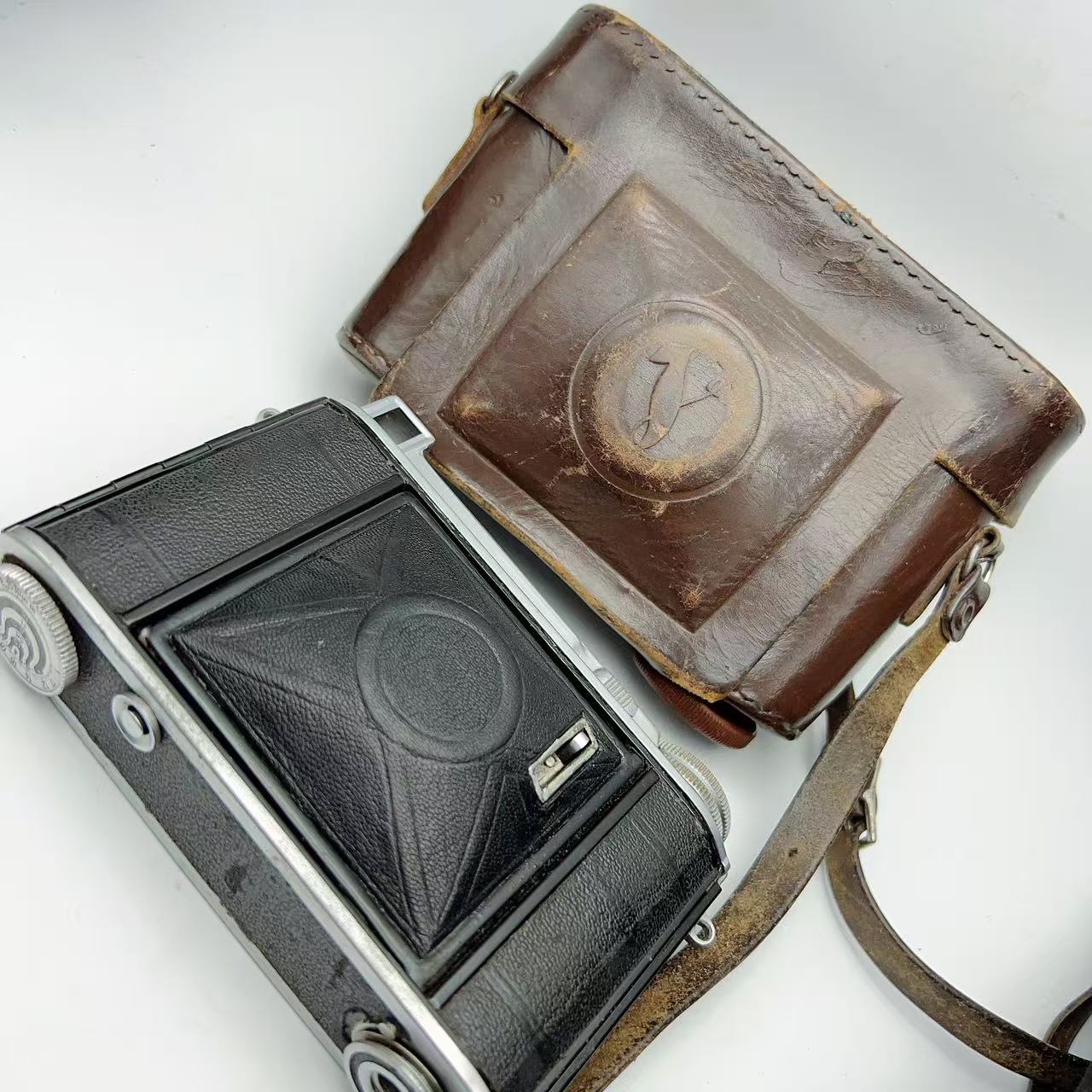[Product=Camera][Brand=Voigtlander][Model=Bessa][Date=20250206][MD5=0e40e76246844601f74ec352b9337375].jpg