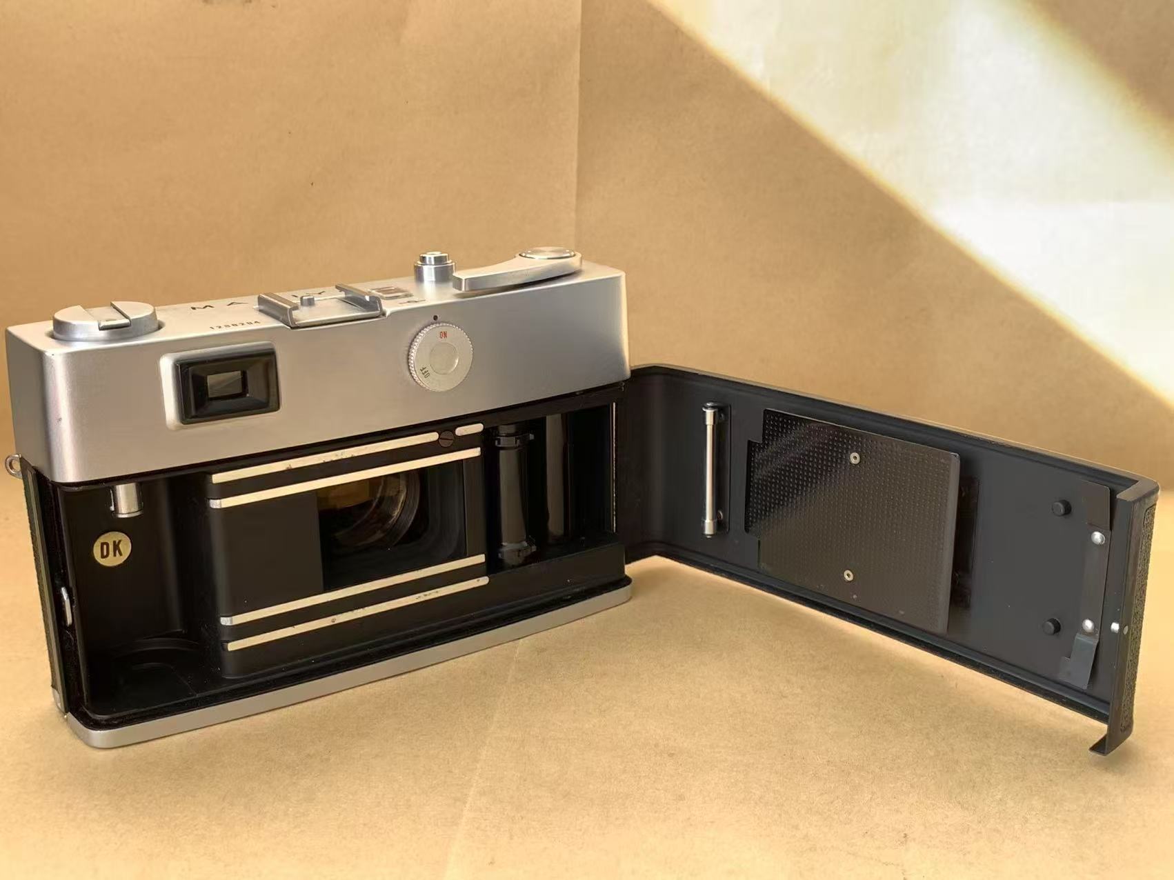 [Product=Camera][Brand=MAMIYA][Model=Super Deluxe][SN=1280204][Date=20250305][MD5=b30cc94d57ea97b1a229fcce0898abd1].jpg