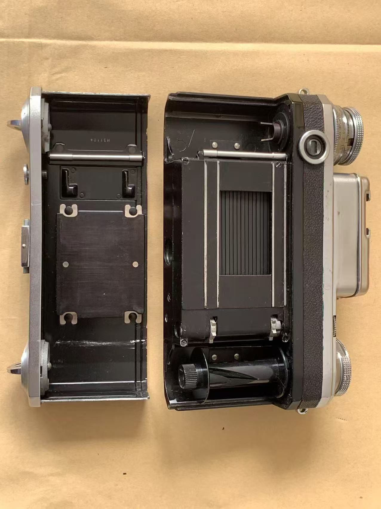 [Product=Camera][Brand=Zeiss Ikon][Model=Contax III][SN=H31104][Date=20250307][MD5=e55acbd649d13fa5e2ba69ea6de3eb00].jpg